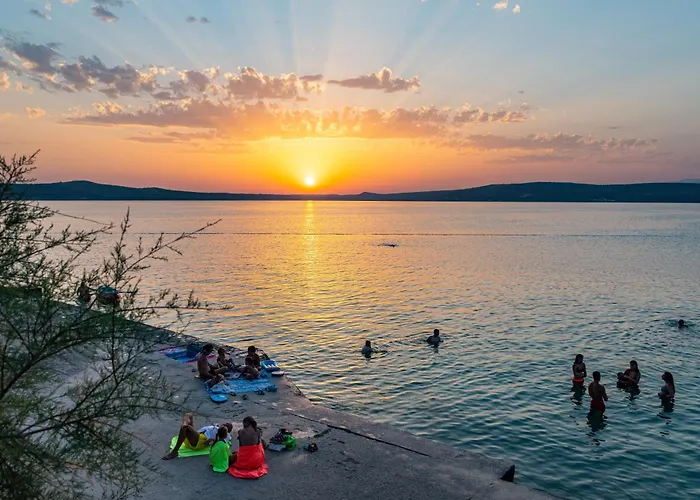 Marin Novigrad Novigrad (Dalmatia)